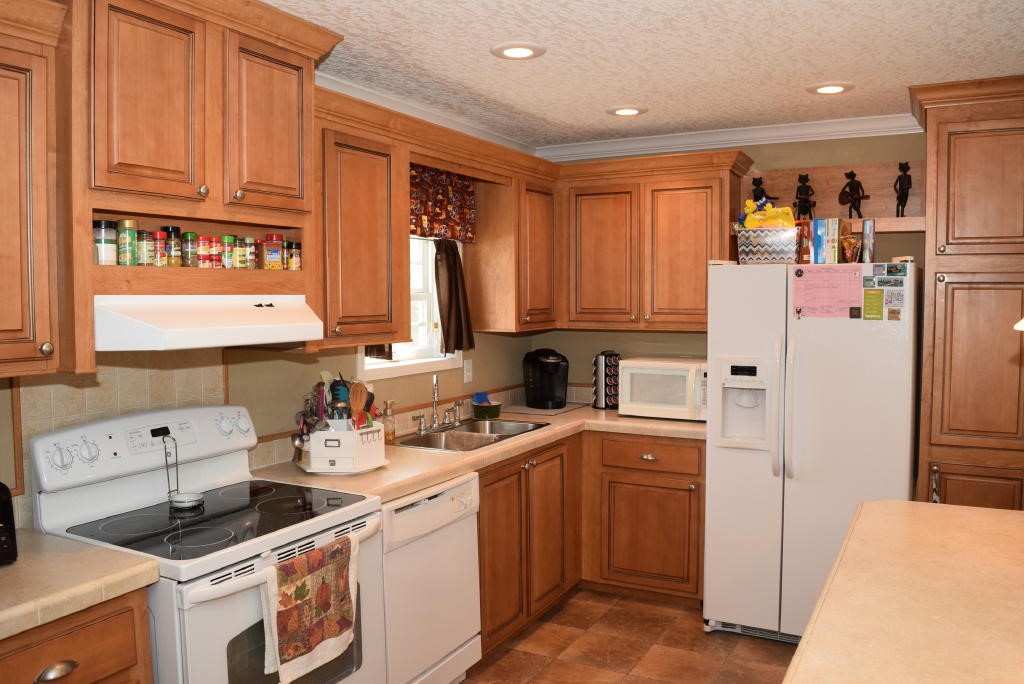 1001 Mountain View Road Anderson, SC 29626 - Photo 5 of 32 Gallery Image 5