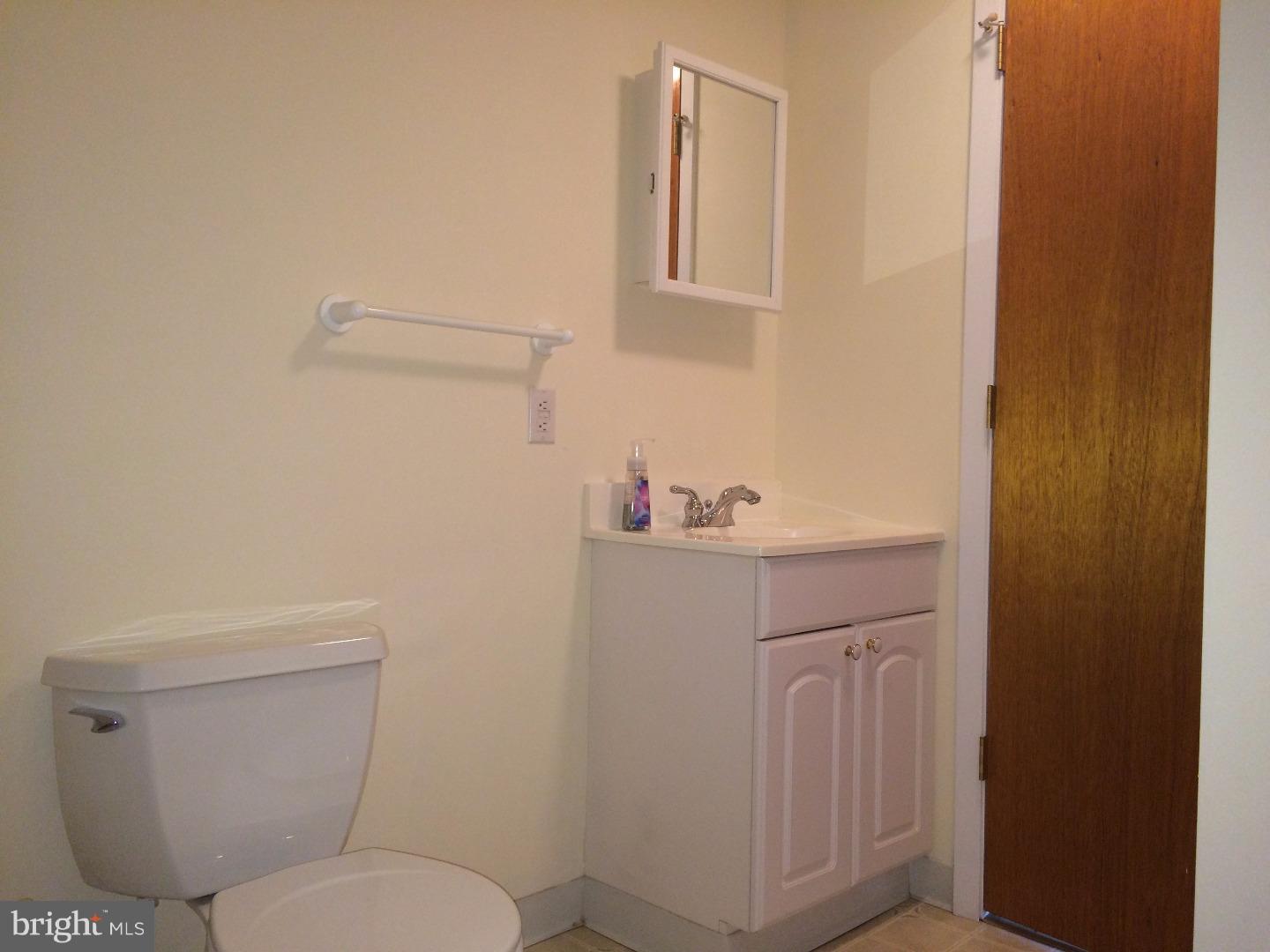 5 Wildflower Road Levittown, PA 19057 - Photo 16 of 25 Gallery Image 16