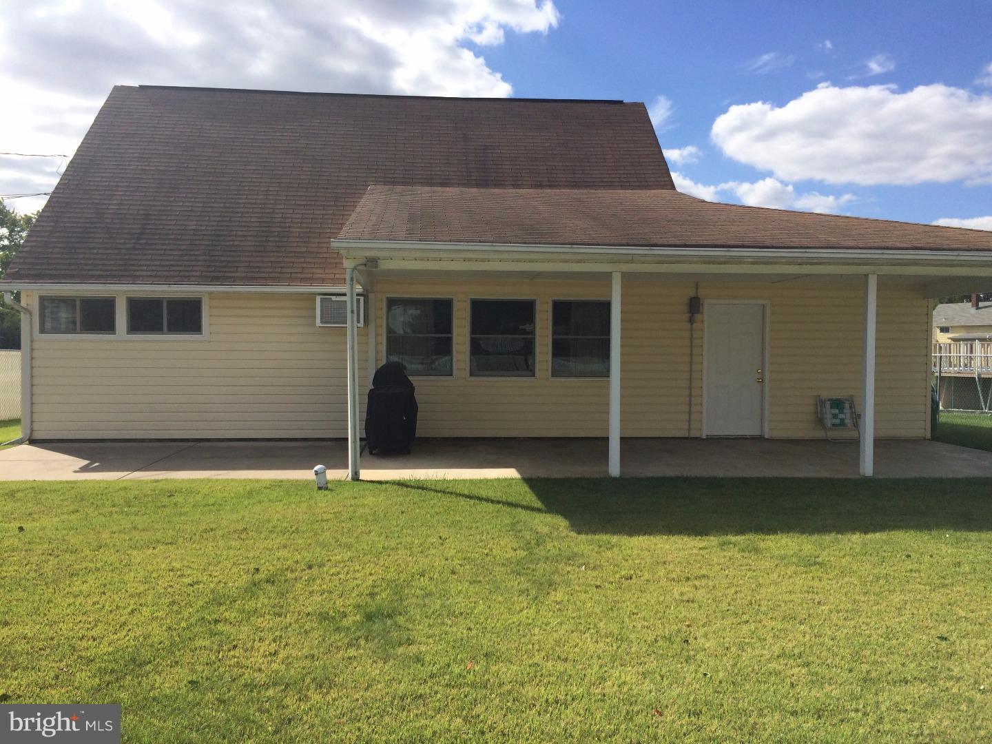 5 Wildflower Road Levittown, PA 19057 - Photo 18 of 25 Patio