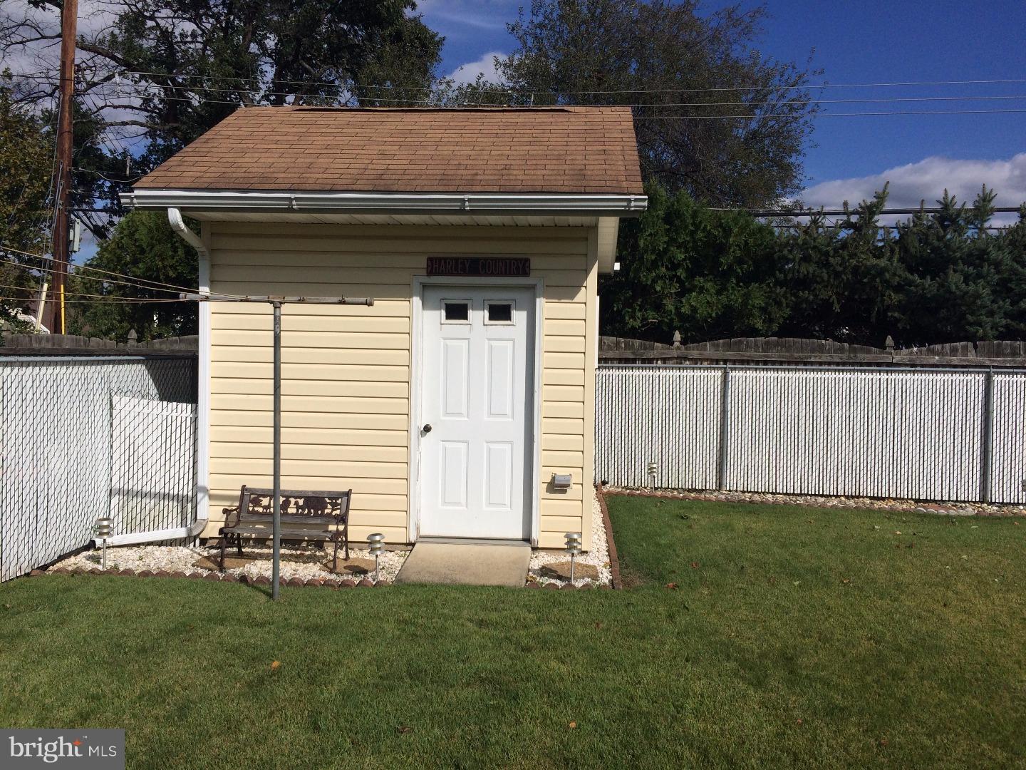 5 Wildflower Road Levittown, PA 19057 - Photo 25 of 25 Storage Shed