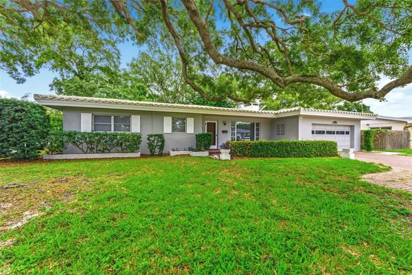 $515,000 | 1705 Indian Rocks Road, Belleair, FL 33756