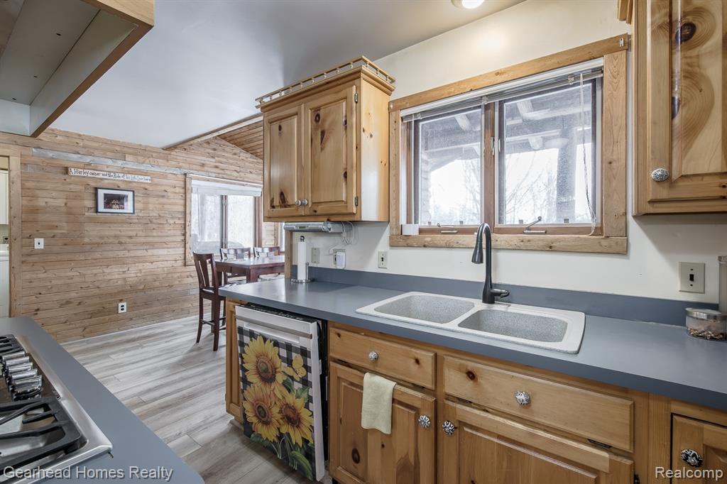 23100 Pratt Road Armada, MI 48005 - Photo 14 of 80