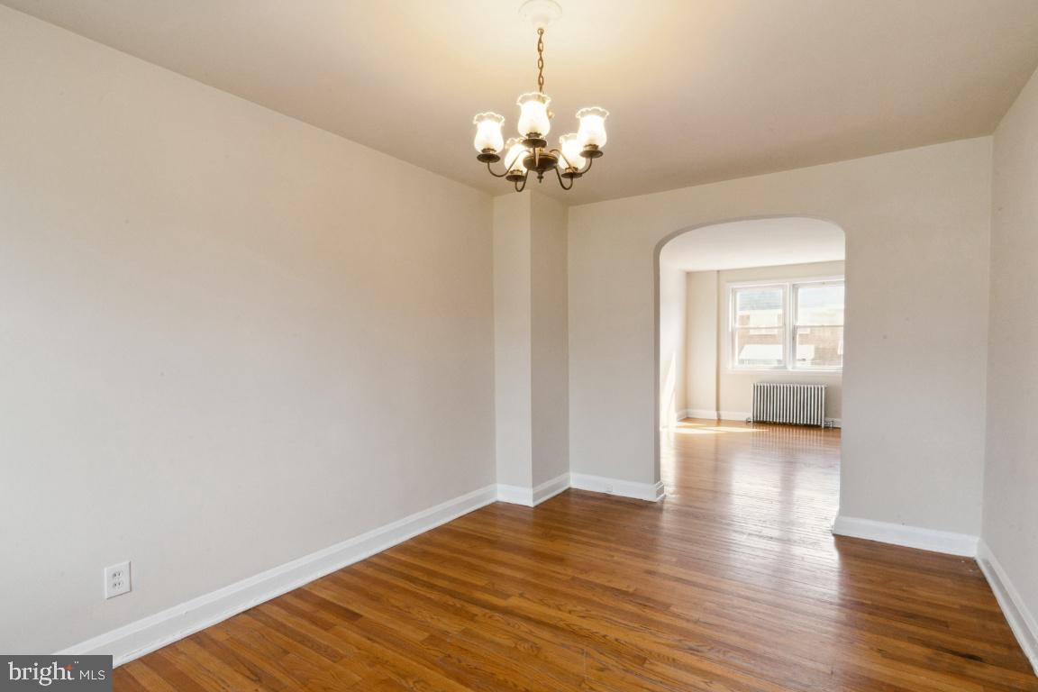 4252 Flowerton Road Baltimore, MD 21229 - Photo 7 of 21