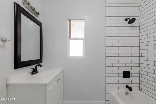 $476,500 | 1628 East Granada Road, Phoenix, AZ 85006