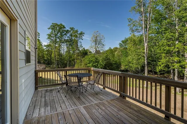 $505,000 | 19 Four Feathers Lane Northeast, Rydal, GA 30171