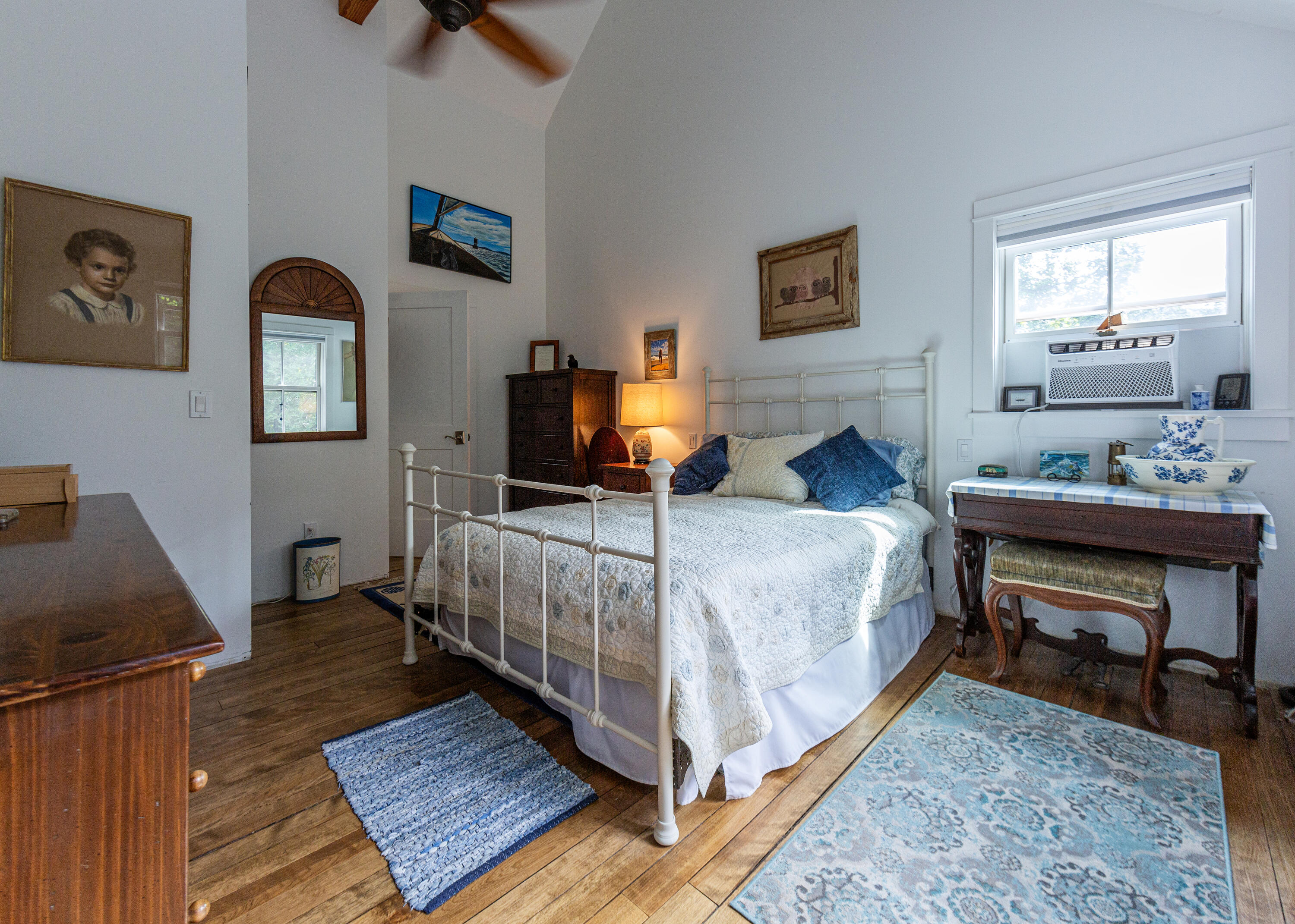 44 Jordan Pond Road Seal Harbor, ME 04675 - Photo 17 of 26 11a-JPR-Interior-9