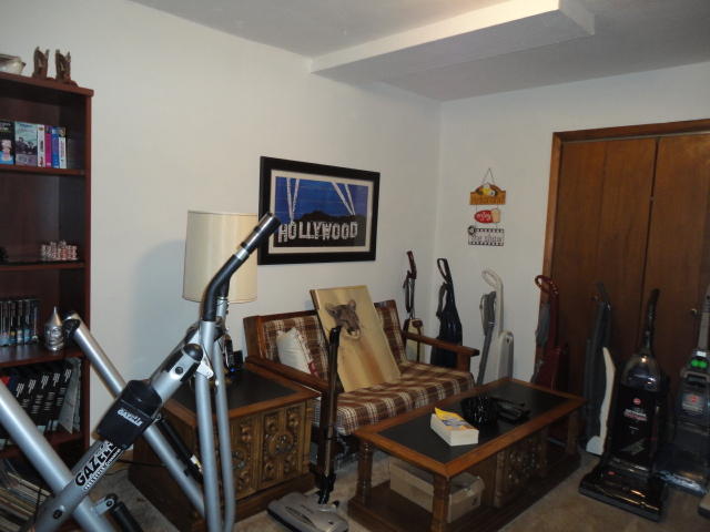 102 Garnet Lane Oak Ridge, TN 37830 - Photo 21 of 25 DSC09383
