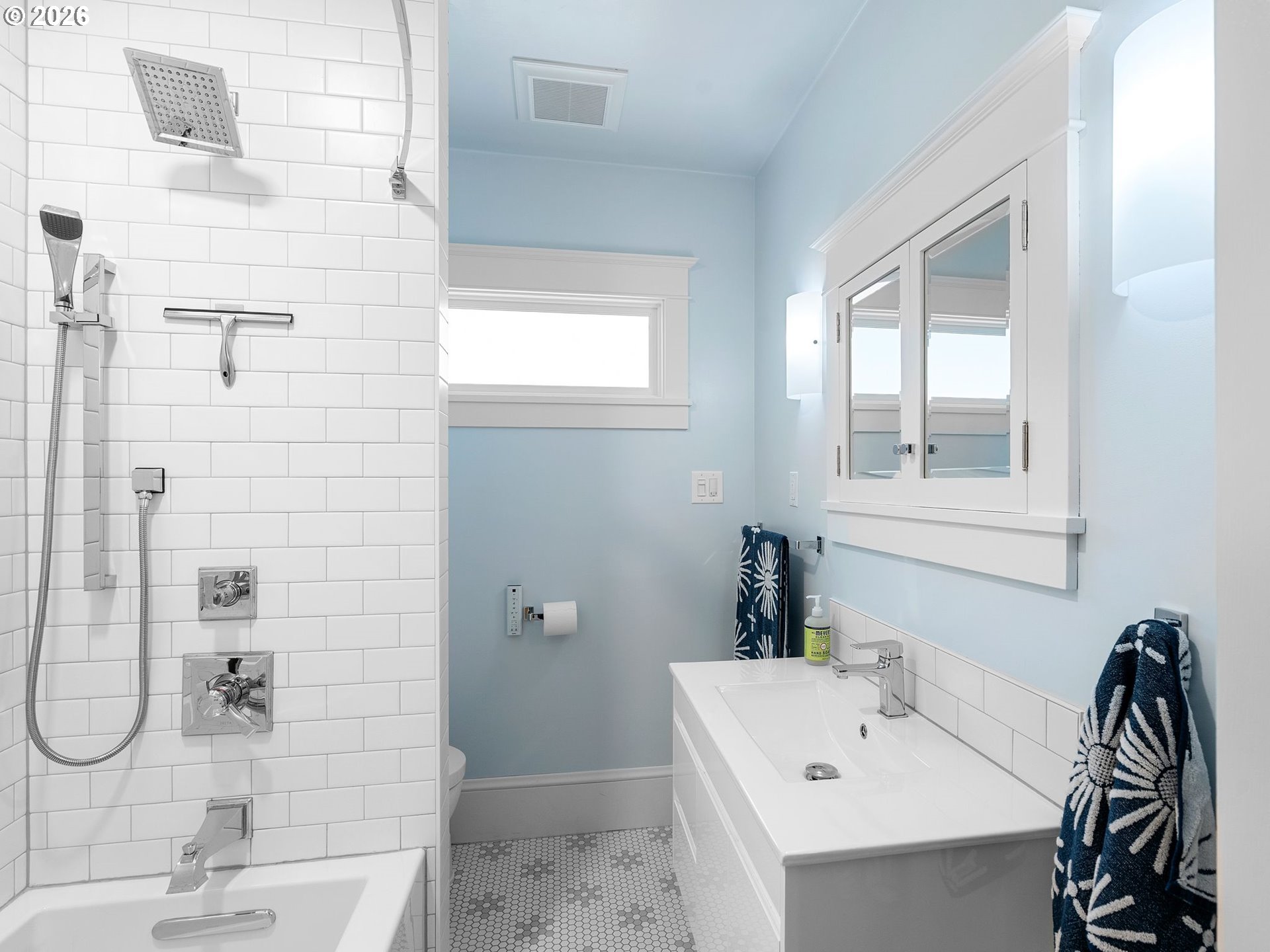 7100 Southwest Brier Place Portland, OR 97239 - Photo 25 of 45 Gallery Image 25