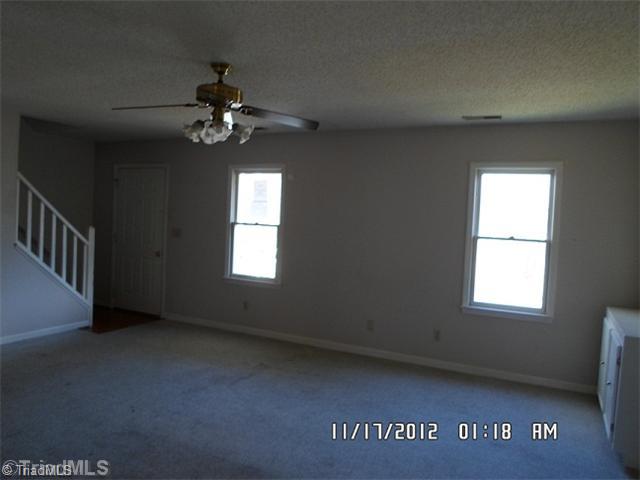 1137 Ridgecliff Drive Rural Hall, NC 27045 - Photo 3 of 9 Living Room.