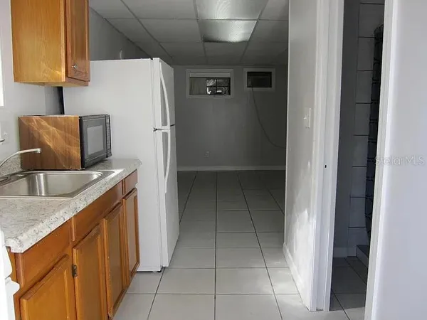 $1,000 | 28 North Grosse Avenue, Unit C, Tarpon Springs, FL 34689