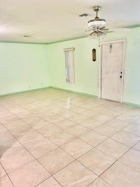 130 Mentone Road Boynton Beach, FL 33435 - Photo 6 of 26 a view of an empty room