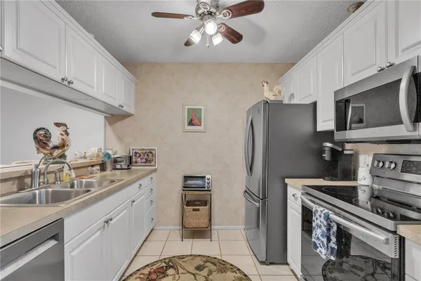 $170,000 | 38 Plantation Drive, Unit 202, Vero Beach, FL 32966