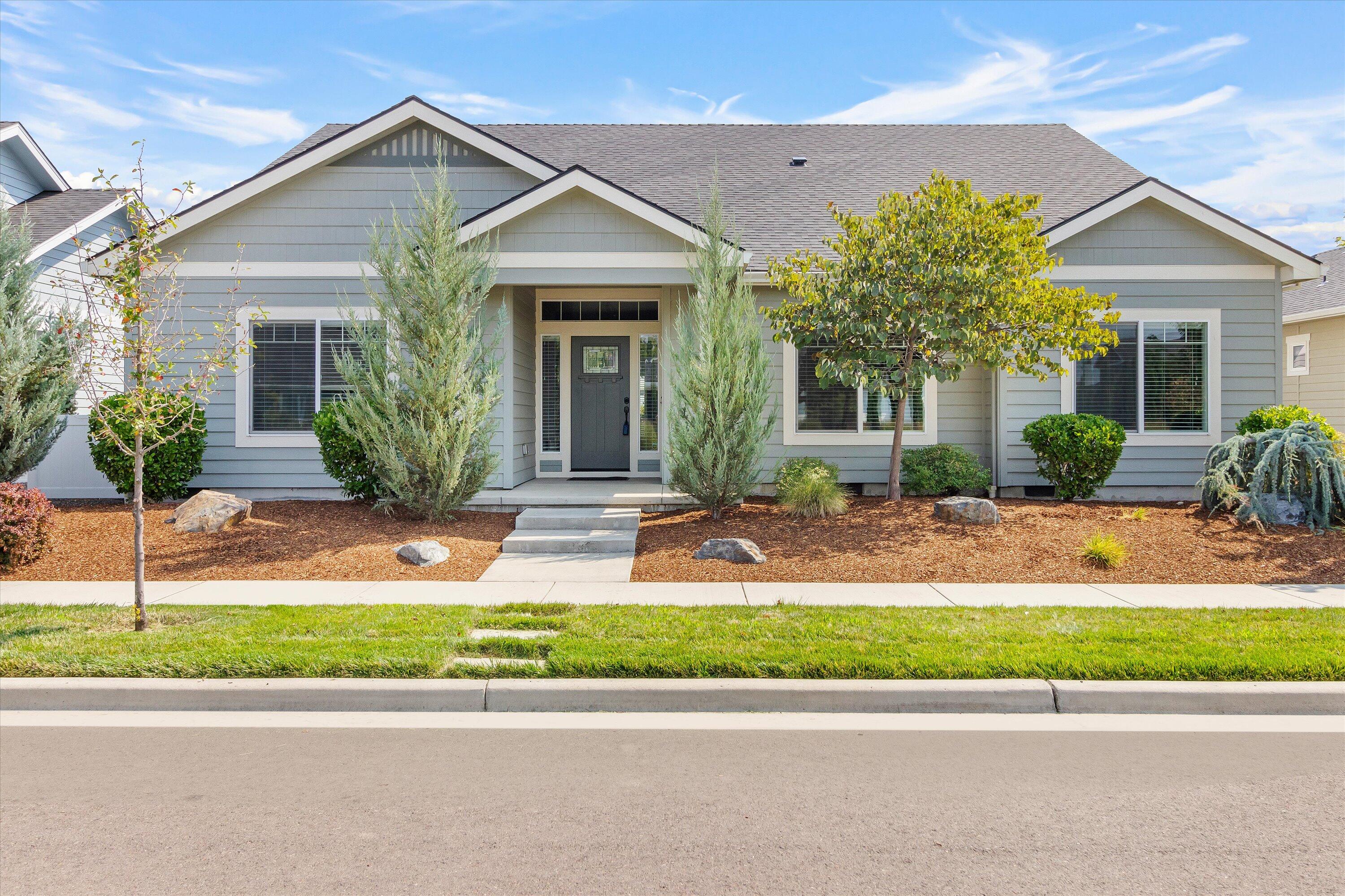 413 Stone Pointe Drive Central Point, OR 97502 - Photo 1 of 34 Front House