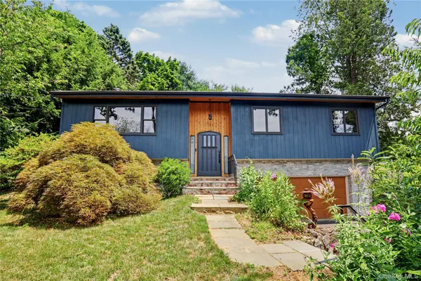 $810,000 | 354 Commerce Street, Hawthorne, NY 10532
