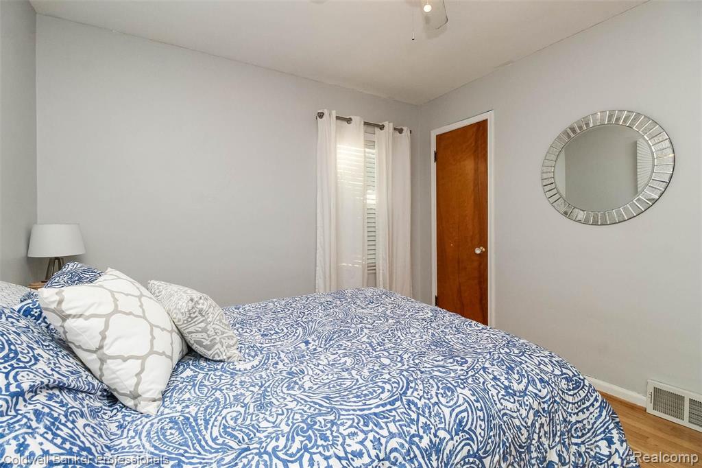 609 Lockwood Road Royal Oak, MI 48067 - Photo 17 of 49 Gallery Image 17