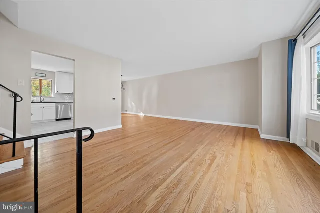 $450,000 | 32 Sturbridge Drive, Wilmington, DE 19810