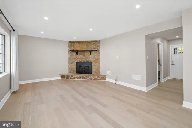 $450,000 | 32 Sturbridge Drive, Wilmington, DE 19810