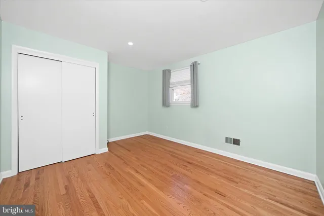 $450,000 | 32 Sturbridge Drive, Wilmington, DE 19810