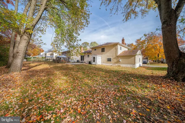 $450,000 | 32 Sturbridge Drive, Wilmington, DE 19810