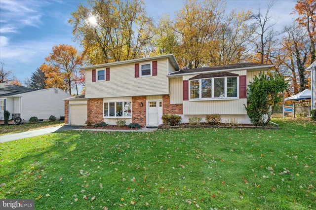$450,000 | 32 Sturbridge Drive, Wilmington, DE 19810