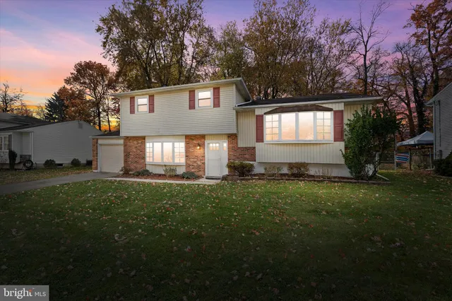 $450,000 | 32 Sturbridge Drive, Wilmington, DE 19810