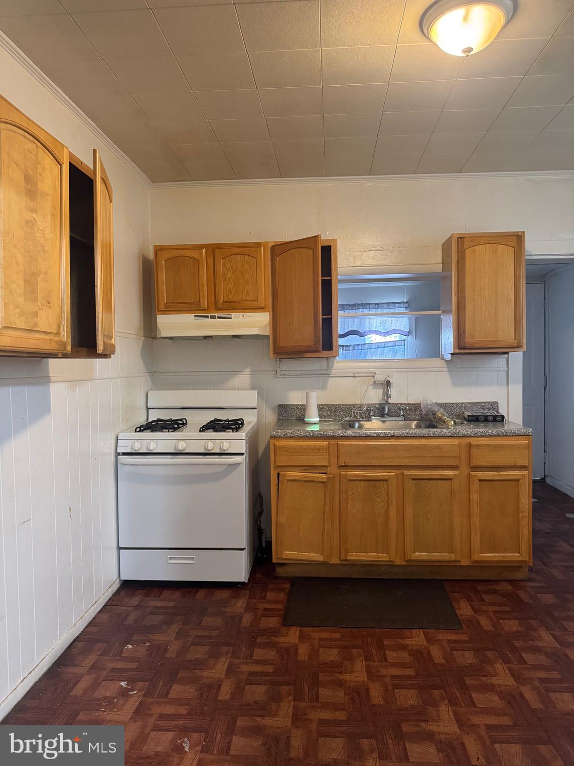 1646 South 26th Street Philadelphia, PA 19145 - Photo 4 of 27 Gallery Image 4