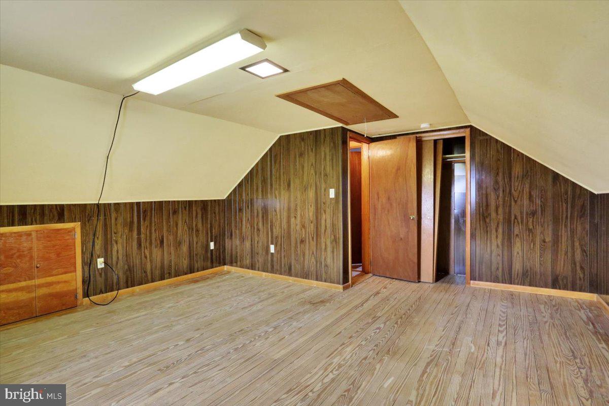 238 Grim Road Kutztown, PA 19530 - Photo 21 of 32 a view of wooden floor and an entryway