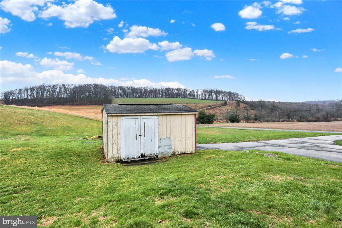 238 Grim Road Kutztown, PA 19530 - Photo 27 of 32 a view of a big yard with an ocean view and a lake view