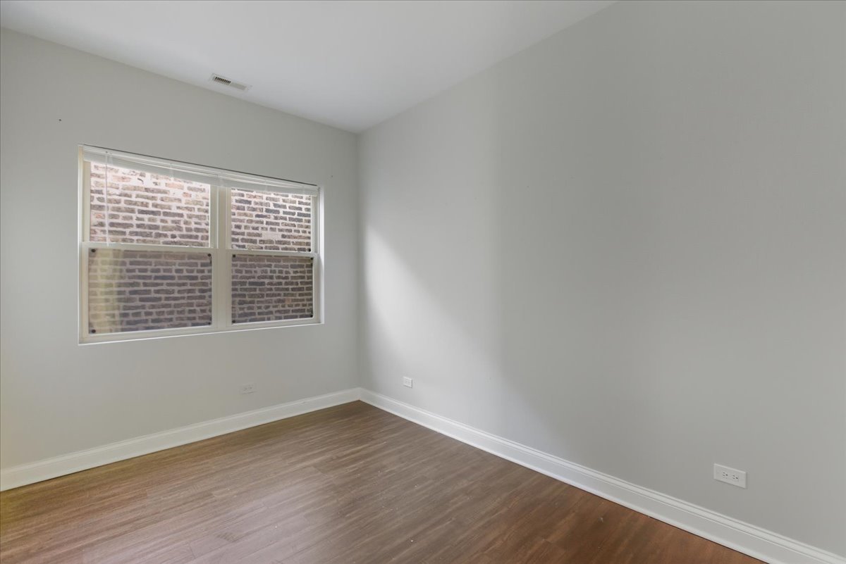 2253 West 19th Street, Unit 3 Chicago, IL 60608 - Photo 8 of 12