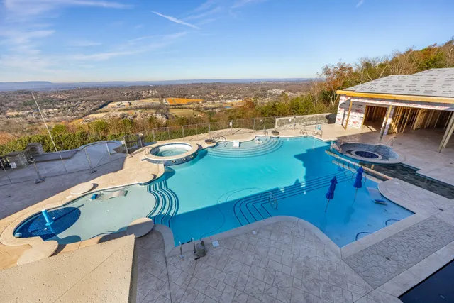 $17,000,000 | 2363 Heavenly View, Ooltewah, TN 37363