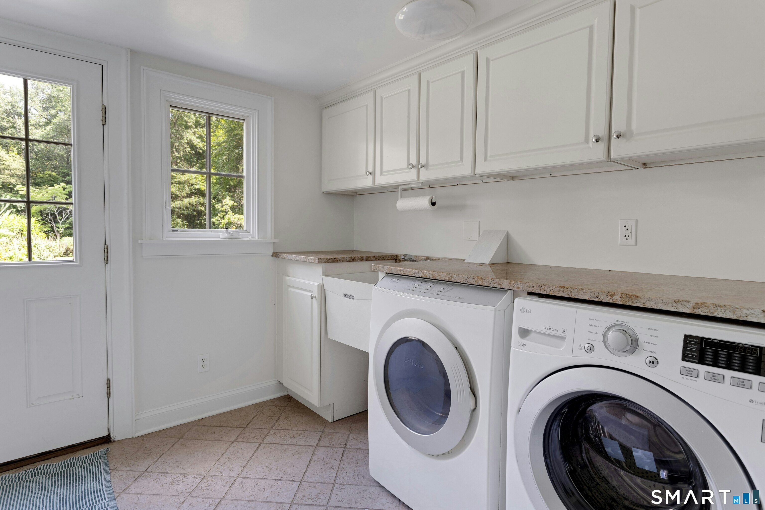 700 Hollow Tree Ridge Road Darien, CT 06820 - Photo 31 of 40 Gallery Image 31