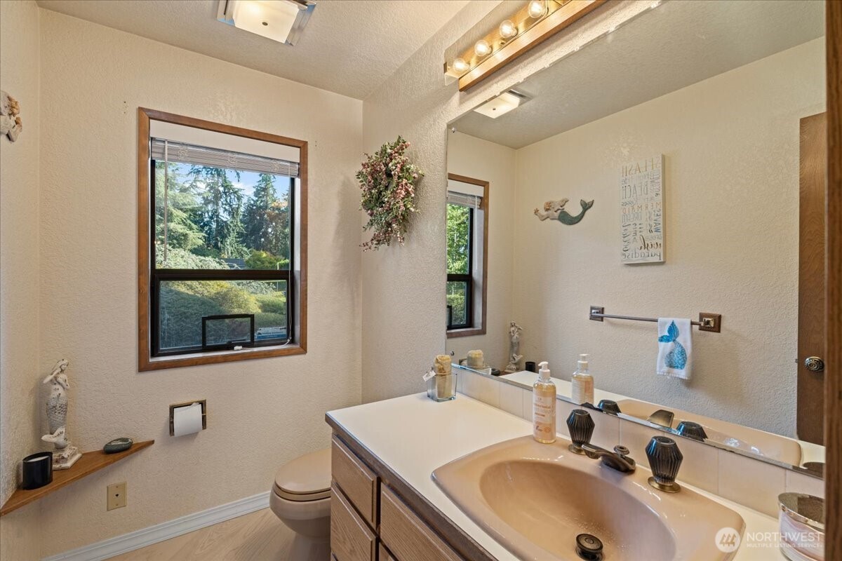 701 175th Street Southwest Bothell, WA 98012 - Photo 12 of 40 Gallery Image 12
