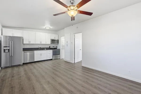 $1,150 | 623 South Country Club Drive, Unit 15, Mesa, AZ 85210