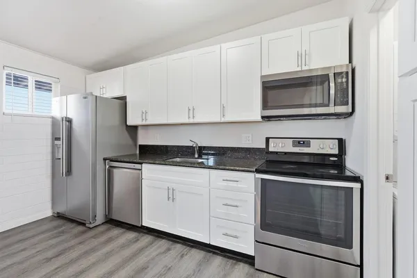 $1,150 | 623 South Country Club Drive, Unit 15, Mesa, AZ 85210