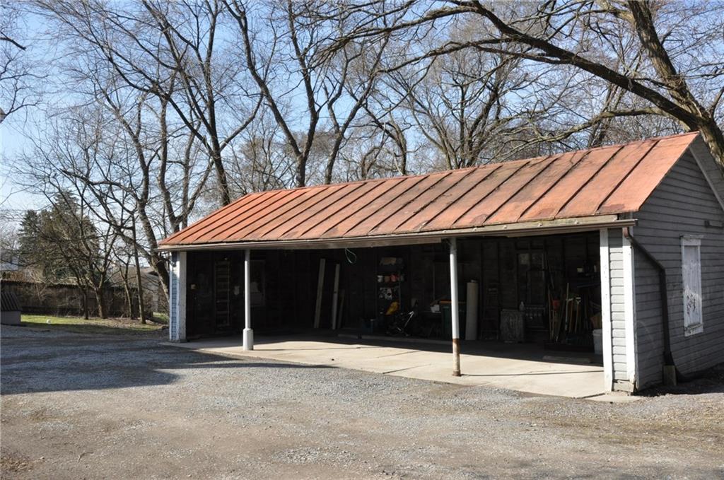 7733 Oak Street Pittsburgh, PA 15237 - Photo 2 of 24