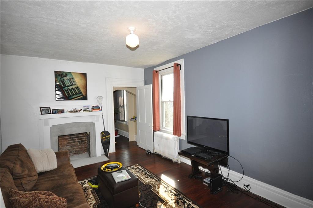 7733 Oak Street Pittsburgh, PA 15237 - Photo 3 of 24