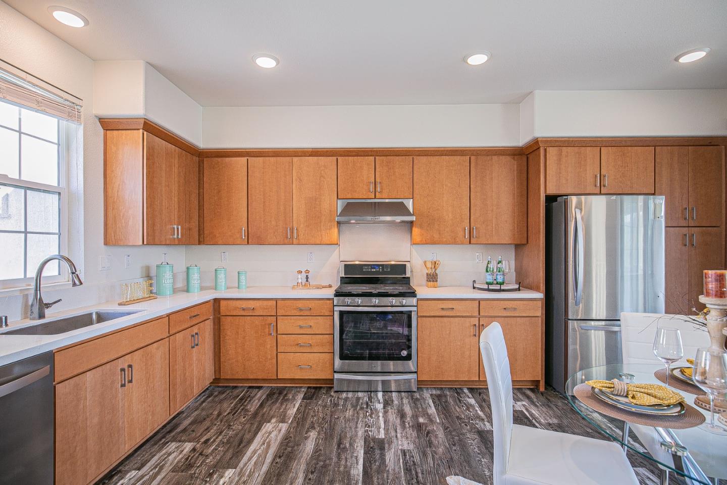37534 Breakers Road Newark, CA 94560 - Photo 13 of 32 Gallery Image 13