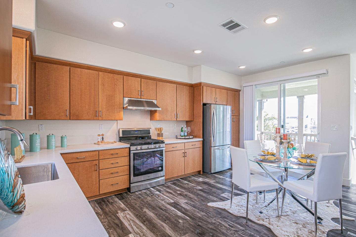 37534 Breakers Road Newark, CA 94560 - Photo 14 of 32 Gallery Image 14