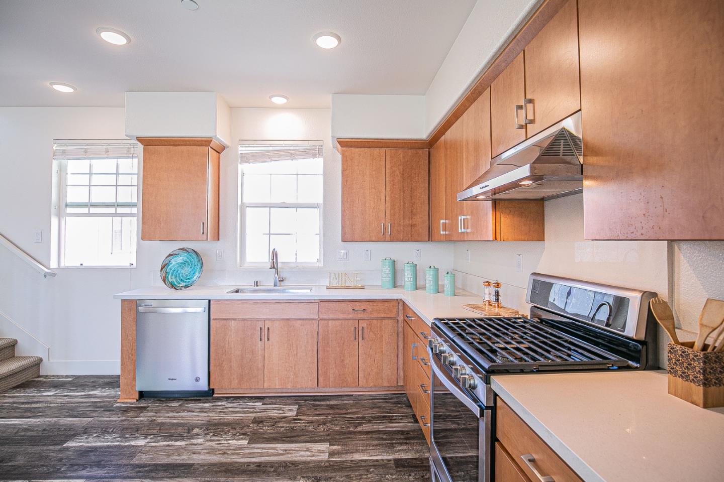 37534 Breakers Road Newark, CA 94560 - Photo 15 of 32 Gallery Image 15