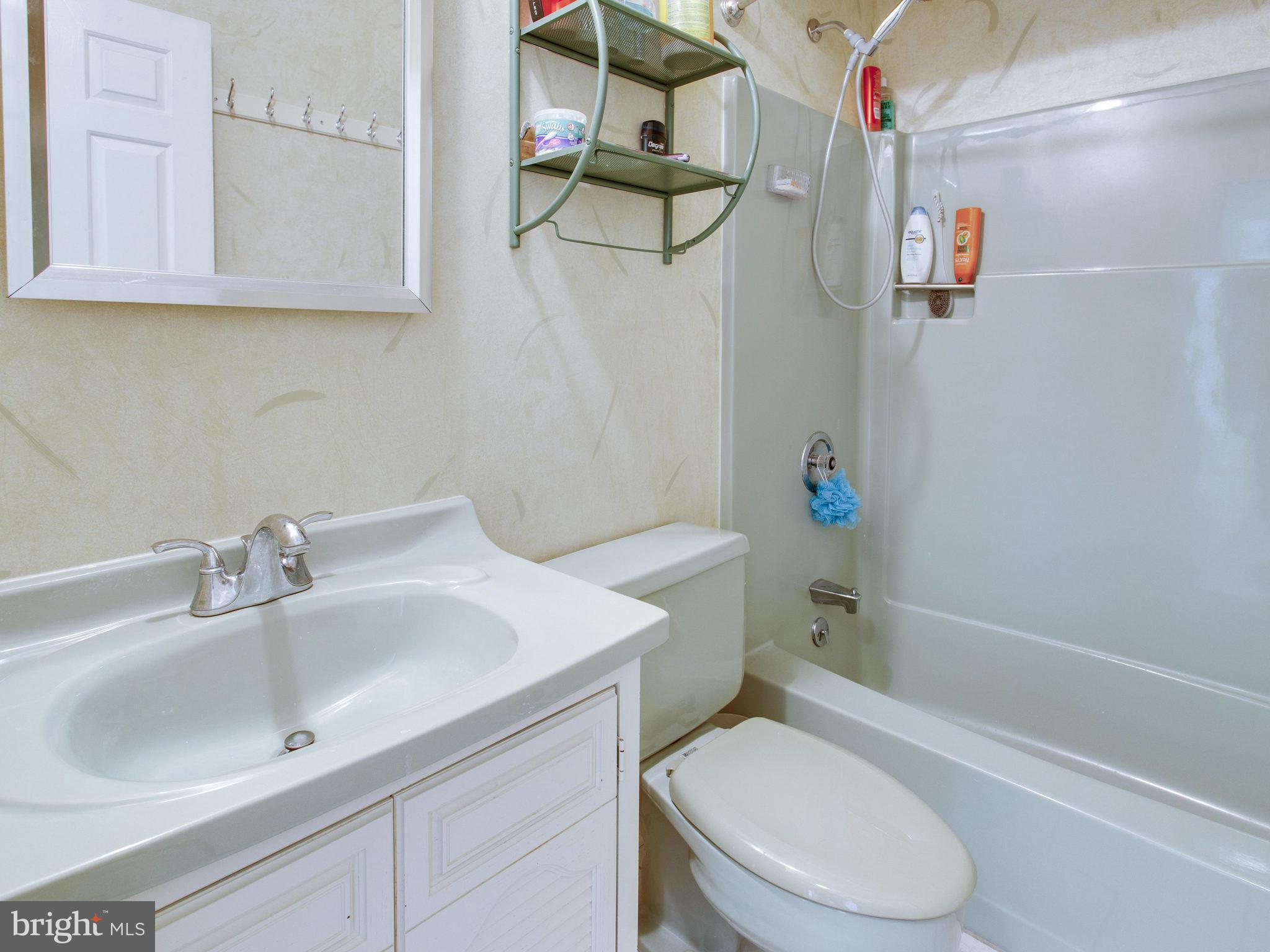 9929 Old Frederick Road Frederick, MD 21701 - Photo 21 of 30 Bath