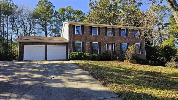 $370,000 | 2713 Fieldstone Drive Southeast, Conyers, GA 30013