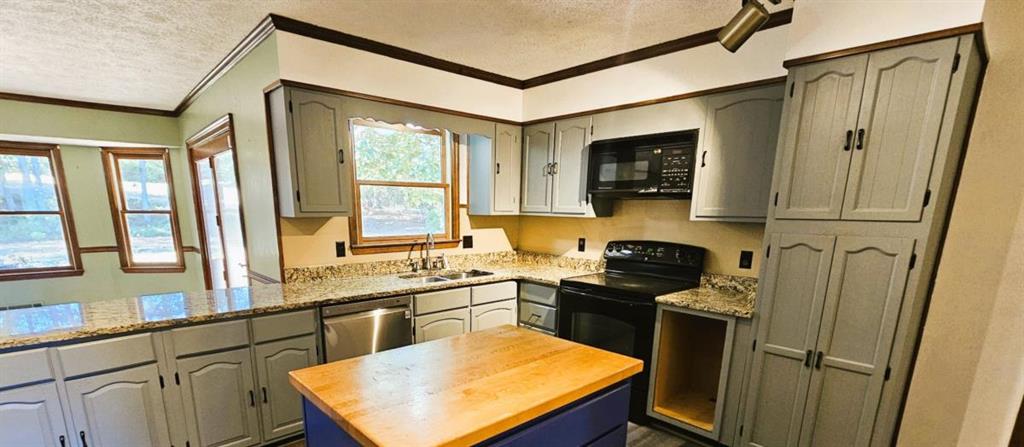 2713 Fieldstone Drive Southeast Conyers, GA 30013 - Photo 4 of 15