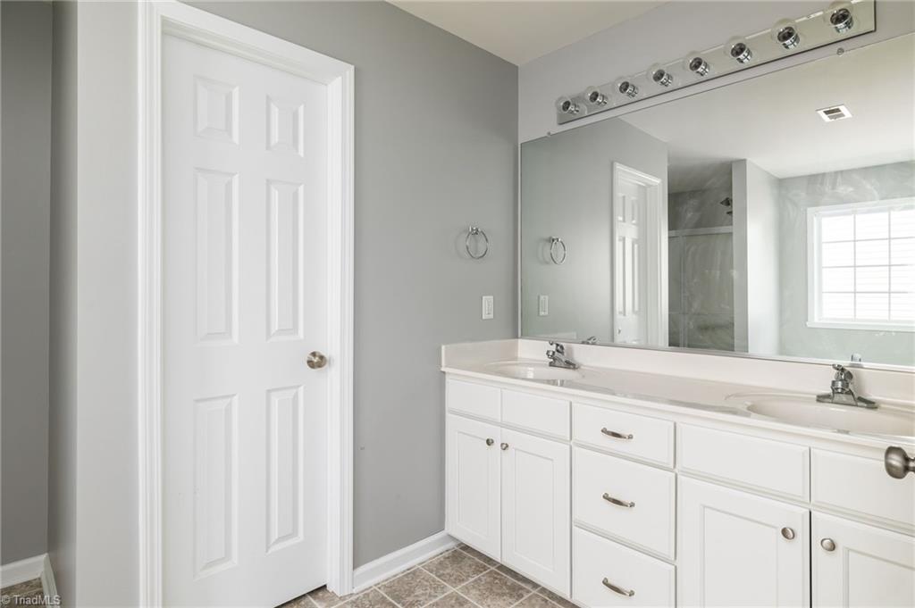 5843 Sunny Ridge Trail Clemmons, NC 27012 - Photo 18 of 33 Gallery Image 18