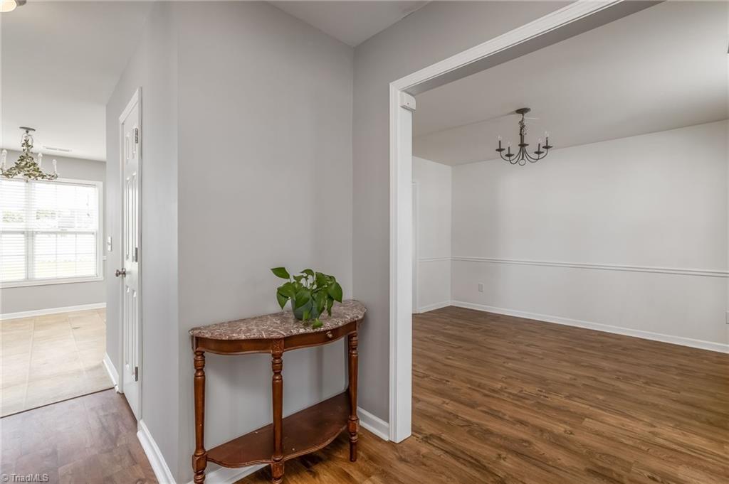 5843 Sunny Ridge Trail Clemmons, NC 27012 - Photo 5 of 33 Gallery Image 5