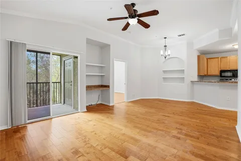 $235,000 | 9916 Courtney Palms Boulevard, Unit 302, Tampa, FL 33619