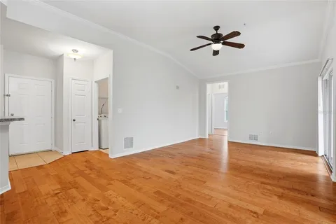 $235,000 | 9916 Courtney Palms Boulevard, Unit 302, Tampa, FL 33619