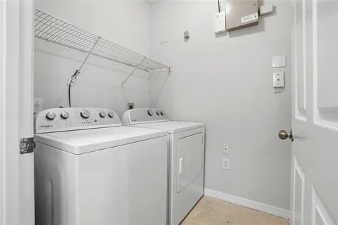 $235,000 | 9916 Courtney Palms Boulevard, Unit 302, Tampa, FL 33619