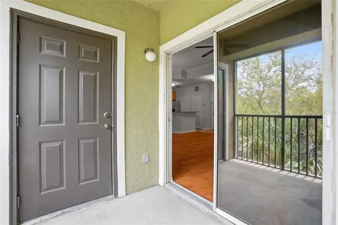 $235,000 | 9916 Courtney Palms Boulevard, Unit 302, Tampa, FL 33619