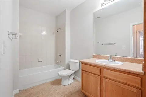$235,000 | 9916 Courtney Palms Boulevard, Unit 302, Tampa, FL 33619