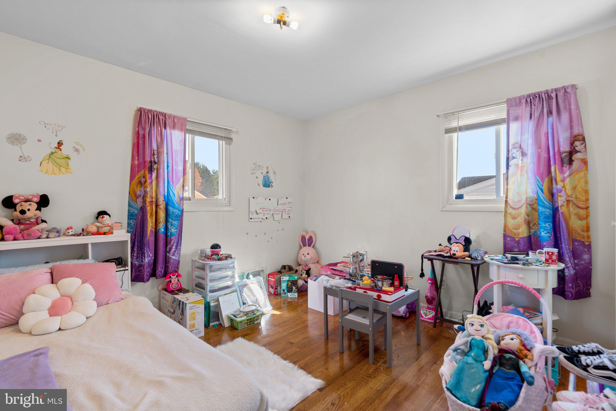 4727 Byron Road Windsor Mill, MD 21244 - Photo 20 of 35 a room with furniture and a wooden floor
